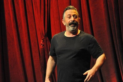 Cem Yılmaz 10 bin dolar nafaka ödemeye devam edecek