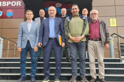 Faruk Nafiz Özak, Trabzonspor Kulübü'nü ziyaret etti