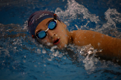 Osmangazi’de yaz dönemi yüzme kursları başlıyor