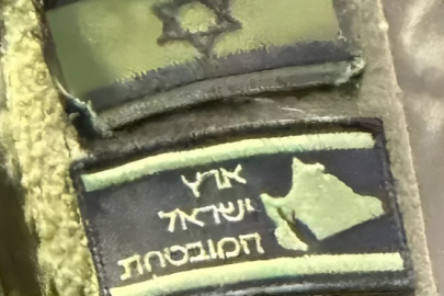 İsrail askerinin kolundaki harita skandal yarattı: Türkiye dahil 7 ülkeyi kapsıyor