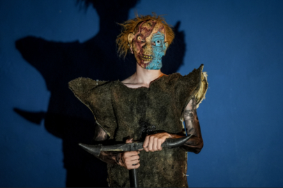 Bursa'da Osmanlı ordusunun "Deliler"i kurban postundan yapılan kostümlerle yaşatılıyor