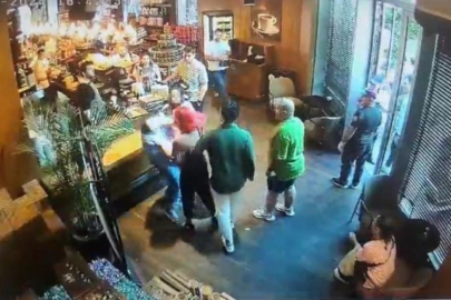 İstanbul'da AVM'de kıza saldırı kamerada