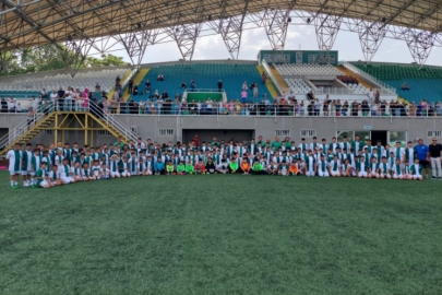 Bursaspor Merinos Futbol Okulu yaz sezonunu açtı