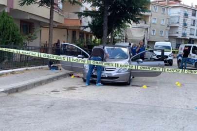 Ankara'da bir kişi dayısını ve kardeşini vurarak öldürdü