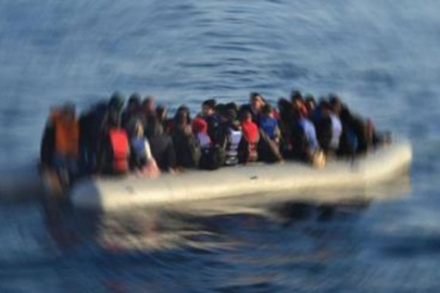 Göçmen teknesi alabora oldu: 25 ölü!