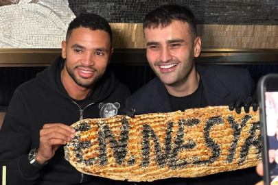 CZN Burak, Youssef En-Nesyri'yi ağırladı