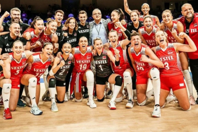 Türkiye, Dünya Voleybol sıralamasında kaçıncı? İşte, fırtına estiren Filenin Sultanları dünya sıralaması...
