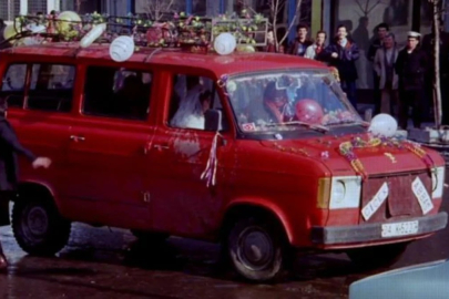 Çiçek Abbas'ın meşhur minibüsü bakın kaç modelmiş