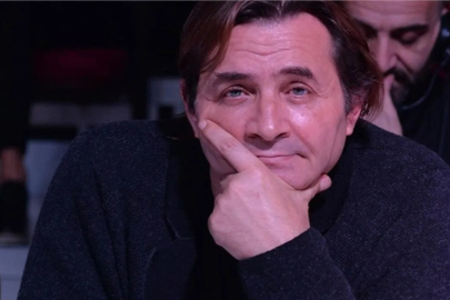 Armağan Çağlayan usta oyuncu Aydemir Akbaş'a 'Allah'sız' diyen takipçisine sert çıktı!