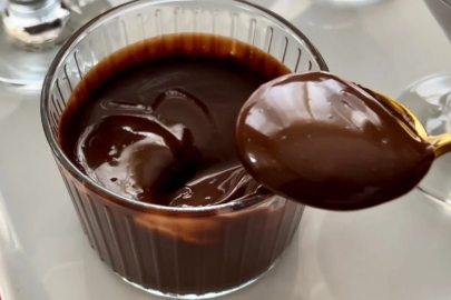 Şoke eden tatlı: İki yumurta haşlayın, bu pudingi yapın!