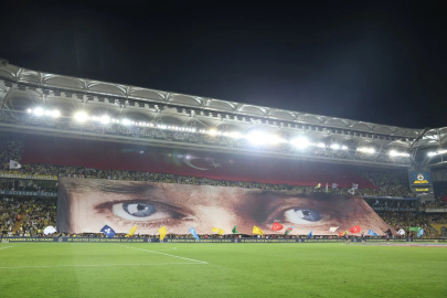 Şükrü Saraçoğlu Stadyumu'nda 30 Ağustos coşkusu