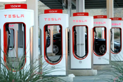 Tesla Supercharger'lar için geri sayım başladı!