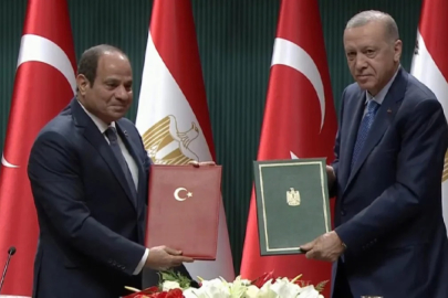Cumhurbaşkanı Erdoğan ve Mısırlı mevkidaşı Sisi'den önemli mesajlar