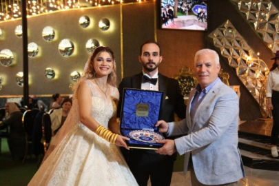 Başkan Bozbey, Bursalı genç çifti yalnız bırakmadı!