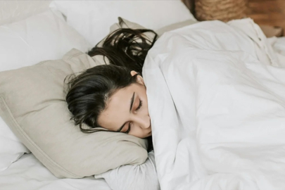 Nasıl uyuduğunuz sağlığınızı etkiliyor
