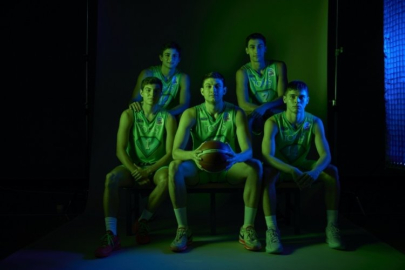 TOFAŞ Basketbol Takımı 2024-2025 sezonu öncesi kameraların karşısına geçti