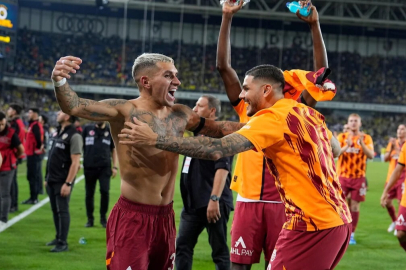 Galatasaray evinde PAOK'u 3 golle mağlup etti