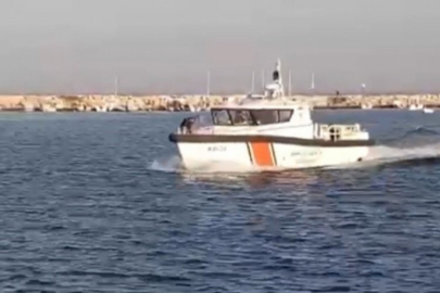 Alabora olan teknedeki 7 kişi Sahil Güvenlik ekiplerince kurtarıldı