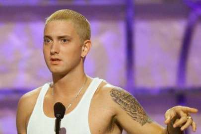 ABD'li rapçi Eminem dede oluyor!