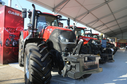 Case IH En Güçlü Traktörü Quadtrac 715’i Bursa Tarım Fuarı’nda  Görücüye Çıkarıyor