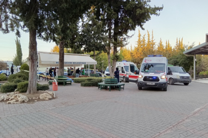 Adana'da mezarlıkta katliam: 3 kadın silahlı saldırıda öldürüldü!