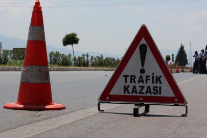 Bakan Mahinur Özdemir Göktaş'ın bulunduğu araç kaza yaptı!