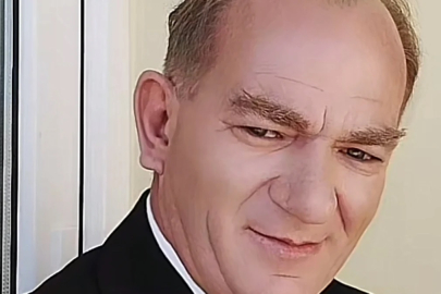 Atatürk'e benzeyen adam 29 Ekim'de yayın açıp para topladı