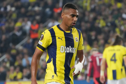 Alexander Djiku, sakatlığı nedeniyle milli takım kadrosundan çıkarıldı