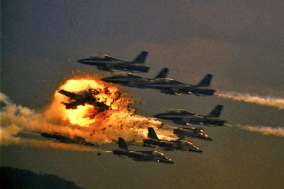 Metal grubu Rammstein'in ismine ilham olan uçak kazası!