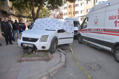 Adana'da kendisini terk edip, başkasıyla nişanlanan eski sevgilisini öldürdü!