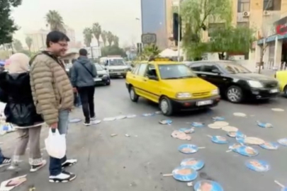 Suriye'de Esad'ın posterleri ayaklar altında