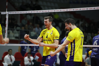 Fenerbahçe, Arkas Spor'u mağlup etti