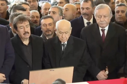Devlet Bahçeli, Ferdi Tayfur'un cenaze törenine katıldı