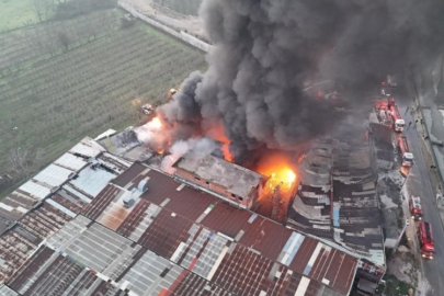 Bursa'da yanan geri dönüşüm fabrikası ruhsatsız çıktı