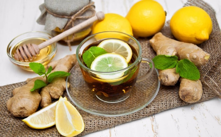 3. Ballı Zencefilli Limon Çayı