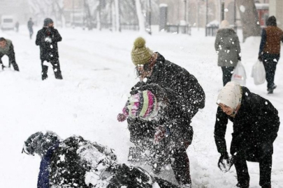 24 Şubat Pazartesi İstanbul'da okullar tatil mi?