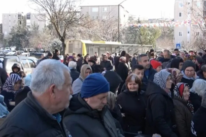 Bursa'da eksi 3 derecede ucuz alışveriş çılgınlığı