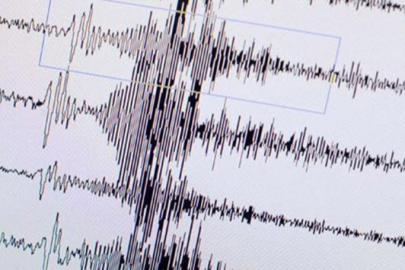 Ege Denizi'nde korkutan deprem!