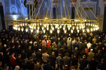 Bursa'da ilk teravih ne zaman, saat kaçta?