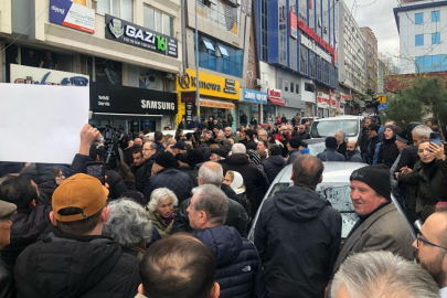 CHP Bursa İl Başkanlığı basın açıklaması yaptı: Bu bir darbedir!