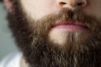 "Sakallı erkekleri öpmeyin" uyarısı! İşte nedeni...