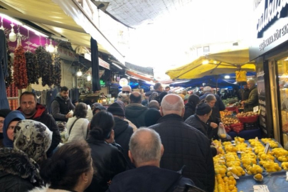 Bayrama 1 kala! İşte Bursa'da açık olan semt pazarları...