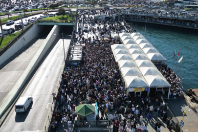 İstanbul Eminönü'nde bayram yoğunluğu