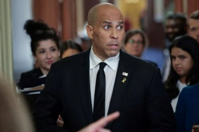 ABD'li senatörden rekor tepki: 25 saat boyunca konuştu!