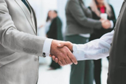 Dev şirket sessiz sedasız hisselerini sattı