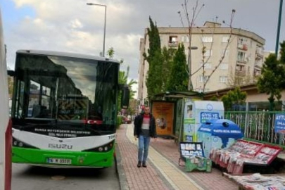 Bursa'da otobüs şoförünün yaptığı yolcuları isyan ettirdi...