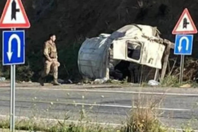 Diyarbakır'da minibüsün devrildiği kazada 1 kişi öldü