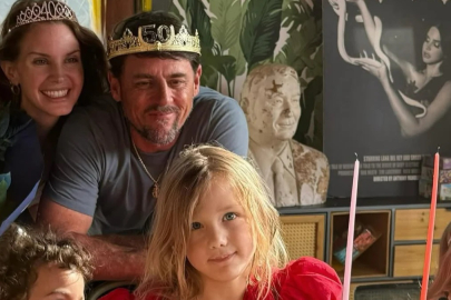 Lana Del Rey'in eşiyle fotoğrafı sosyal medyada ilgi topladı