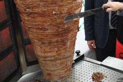 'Tavuk döner' faciası sonrası 400 kişi zehirlenme şüphesiyle hastaneye başvurdu