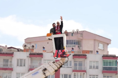 Uşakspor'un başkanı takımı vincin üzerinden izledi